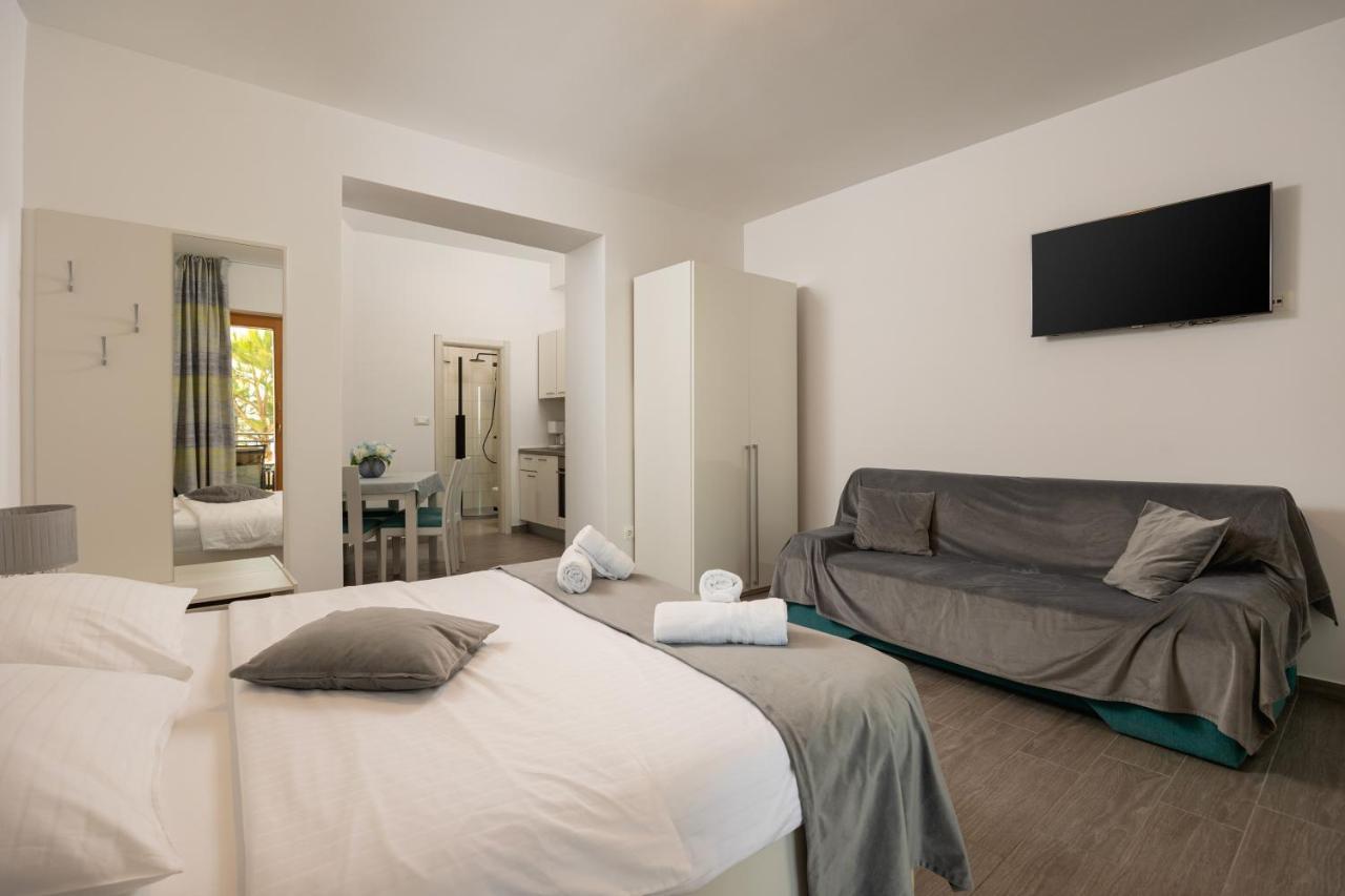 Apartments Lea Подстрана Экстерьер фото